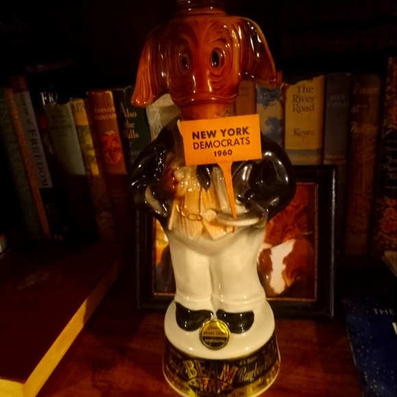 1960 Jim beam empty liquor bottles democrats and Republicans includes paper flag - Picture 8 of 11